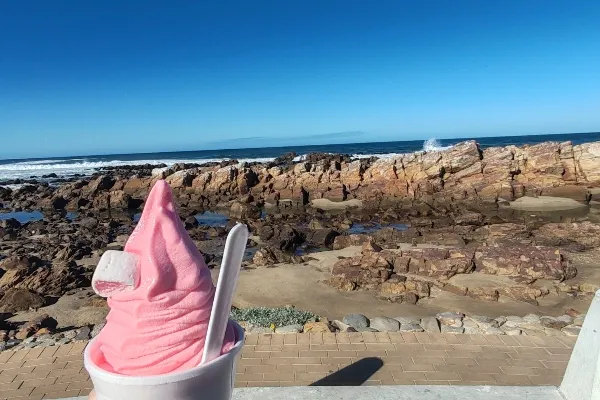 mossel-bay-water-view-icecream