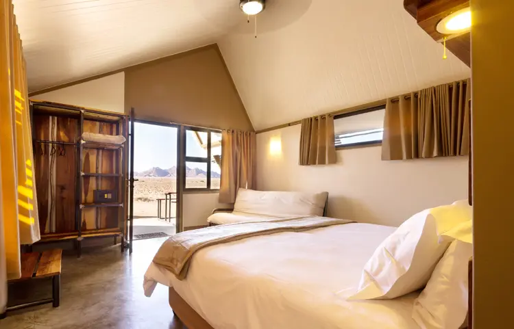 Desert Quiver room interior